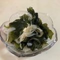 papikun's cooksnap of when they made 新玉ねぎとわかめの麺つゆサラダ.