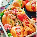ＴＷＯＨＥＡＲＴＳ's cooksnap of when they made 簡単 キャラ弁 おかず サンタウィンナー.