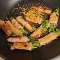 クックZBXIN0☆'s cooksnap of when they made ＊豆苗と人参入り！肉巻きの照り焼き＊.