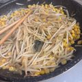 犬飼ってる's cooksnap of when they made 大量消費！味噌バターコーンのもやし炒め.
