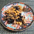 ☆＊お家グルメ工房＊☆'s cooksnap of when they made 大豆と茸の旨辛煮.