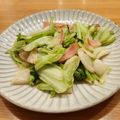 かなりんココりん's cooksnap of when they made 時短簡単！かぶとキャベツのベーコン炒め.