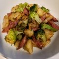 クックECV9QY☆'s cooksnap of when they made ブロッコリーポテトウインナーの醤油炒め.