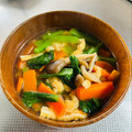 azbjbn's cooksnap of when they made 小松菜と油揚げの味噌汁.