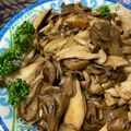 seacomet's cooksnap of when they made 舞茸・しめじ・エリンギのバルサミコ酢炒め.
