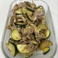 ☆★ケイト★☆'s cooksnap of when they made 豚肉とズッキーニのにんにく味噌炒め.