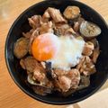 メイプルママ☆'s cooksnap of when they made 月見豚ナス丼！ピリ辛ナス味噌炒め♪簡単.