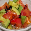 ヨシヨッシー's cooksnap of when they made アボカドとトマトのさっぱり和風サラダ.