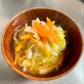 azbjbn's cooksnap of when they made ＊ごま油香るキャベツと人参のみそ汁＊.