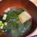 konochin's cooksnap of when they made 小松菜と油揚げと基本のお吸い物.
