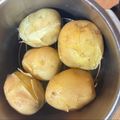 お山のエイ's cooksnap of when they made 裏技バンザイ！じゃがいもを十字に切る.