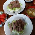 よちりん's cooksnap of when they made 焼いてのせるだけ！簡単柔らかステーキ丼.