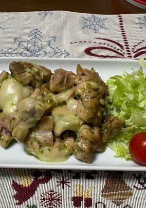 簡単！バジル香る♪ガーリックチーズチキンソテー-レシピのメイン写真