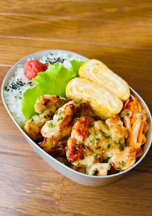 お弁当おかず☆鶏むねとれんこんのゴロッと焼き-レシピのメイン写真