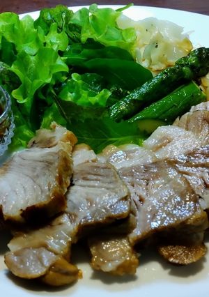 完熟梅塩麹の｢焼き蒸し豚｣ 完熟梅ソース-レシピのメイン写真