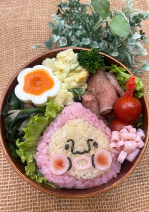 カクレモモジリ弁当　キャラおにぎり-レシピのメイン写真