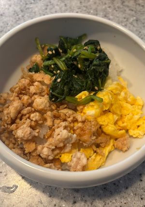 3食そぼろ丼-レシピのメイン写真