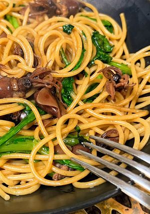 ホタルイカと春菊の春の風香る和風パスタ-レシピのメイン写真
