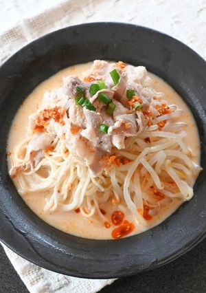 さっぱり和⾵つゆの⾖乳ごま坦々⾵そうめん-レシピのメイン写真