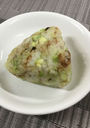 【保育園おやつ】そら豆チーズおにぎり-レシピのメイン写真