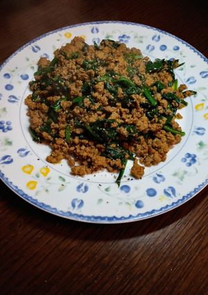 簡単⭐︎挽き肉とほうれん草のカレー風味炒め-レシピのメイン写真