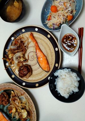 みじん切りナス入りヘルシーハンバーグ-レシピのメイン写真