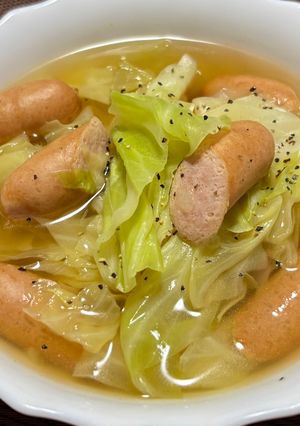 キャベツ🥬とウインナーのコンソメ煮😃-レシピのメイン写真