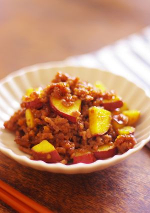 ご飯が進む★さつまいもとひき肉の照り煮-レシピのメイン写真