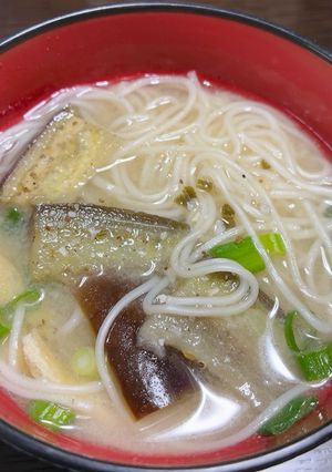 余ったそうめんで簡単！なすと油揚げ味噌汁-レシピのメイン写真