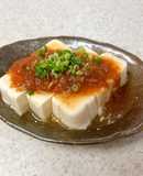 あっさり美味しい♪ごま油風味梅ダレ冷奴