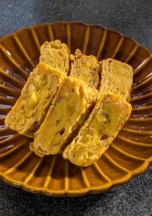 ほんのり甘い♡スイートチリソースの卵焼き-レシピのメイン写真