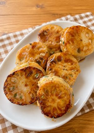 れんこんと鶏ひき肉のはさみ焼き-レシピのメイン写真