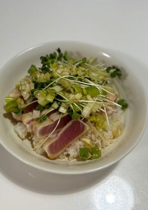 マグロステーキ丼-レシピのメイン写真