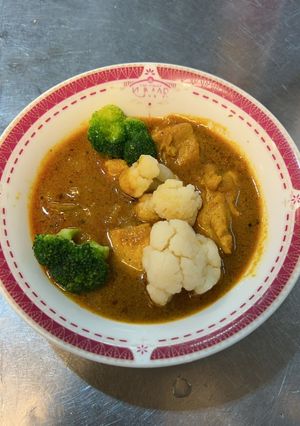 カリフラワーとブロッコリーのチキンカレー-レシピのメイン写真