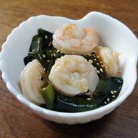 基本からアレンジまで！思わずつくりたくなる「ワカメ エビ 酢のもの