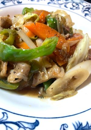 お手軽！豚こま肉とたっぷり野菜の黒酢炒め-レシピのメイン写真