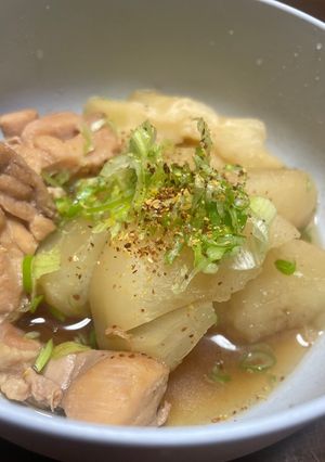 ラーメン屋が教える!鶏モモと大根の優しい煮物-レシピのメイン写真