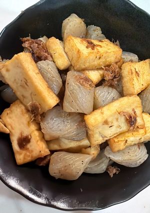 こんにゃく（発表）と厚揚げのおかか炒め-レシピのメイン写真
