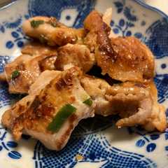 รูปของ 鶏もも肉の塩麹香味焼