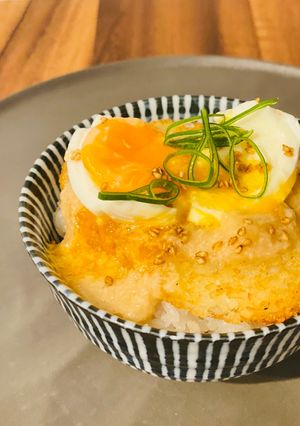 カリッとポテトのとろろ温玉丼-レシピのメイン写真