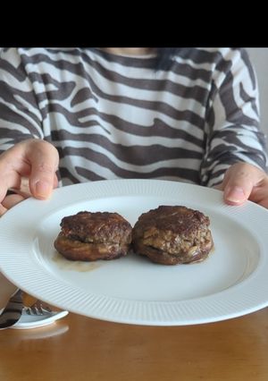 椎茸の肉詰め　赤ワイン醤油ソース　-レシピのメイン写真