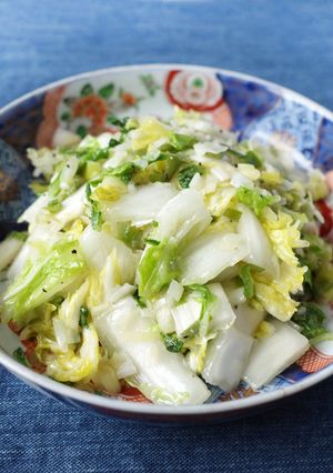 大量消費もおまかせ!白菜のネギ塩サラダ-レシピのメイン写真