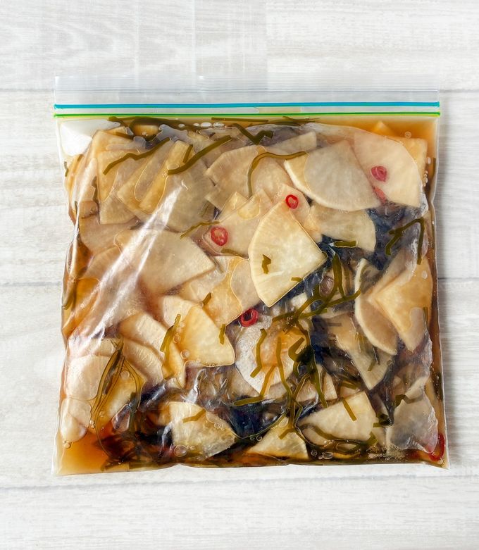 箸休めに♪切り昆布と大根の漬物-レシピのメイン写真