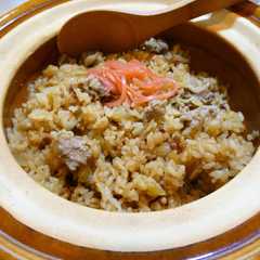 A picture of 【土鍋】炊き込み牛丼.