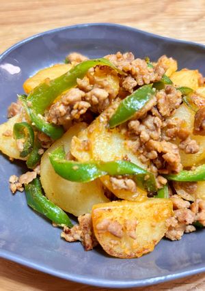 豚ひき肉じゃがいもピーマンの甘辛味噌炒め-レシピのメイン写真