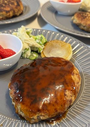 簡単なのに絶品✨️自慢のハンバーグ-レシピのメイン写真