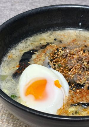 黒白ねり胡麻の塩担々らーめん-レシピのメイン写真