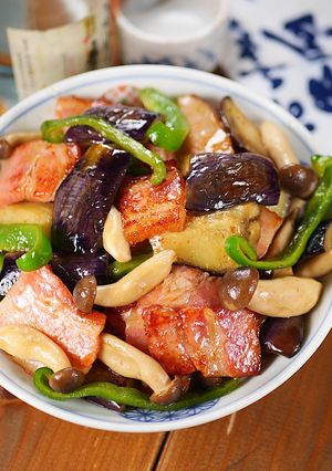 しめじピーマンなすベーコンの☆バタポン炒め🤤🍚-レシピのメイン写真