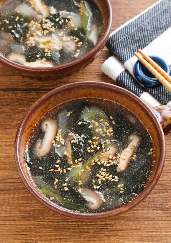 簡単♪長ねぎとしいたけの焼き海苔スープ-レシピのメイン写真