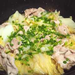 A picture of 豚肉と白菜のミルフィーユしない鍋.